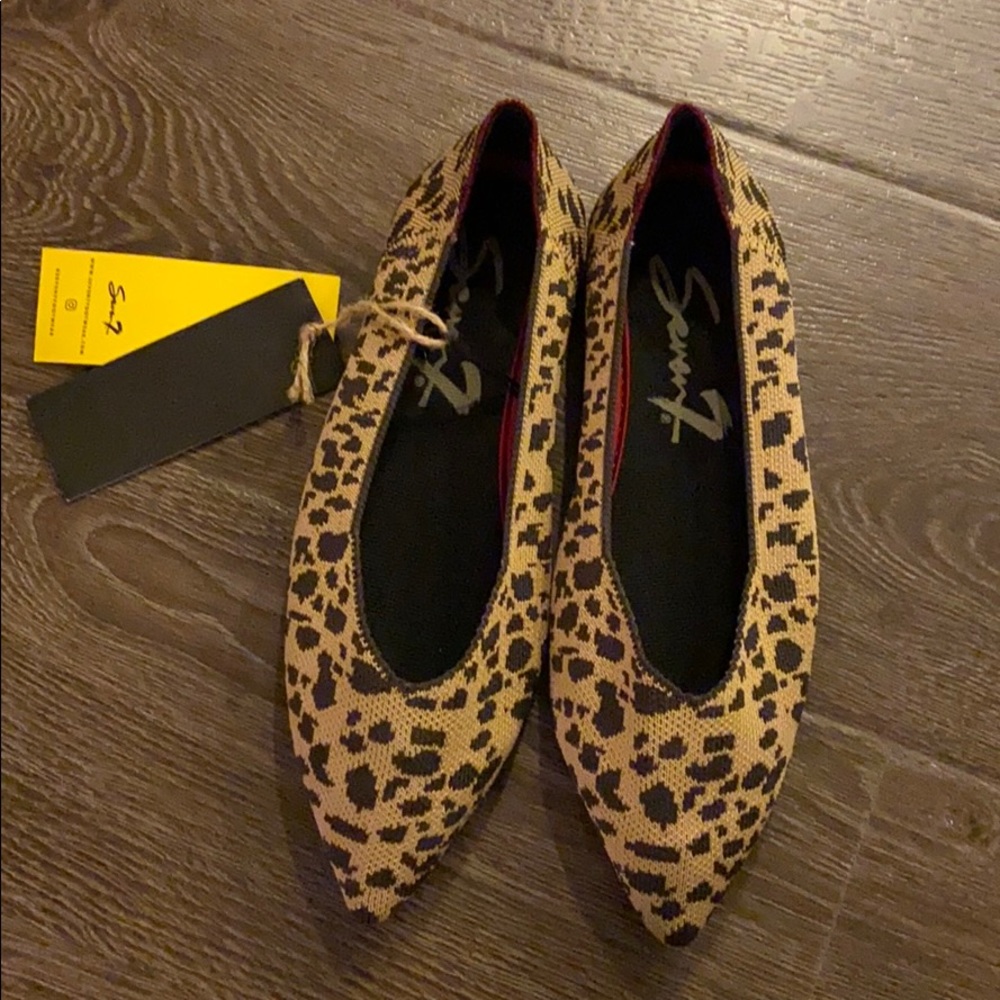 Leopard point flat- similar to Rothys!